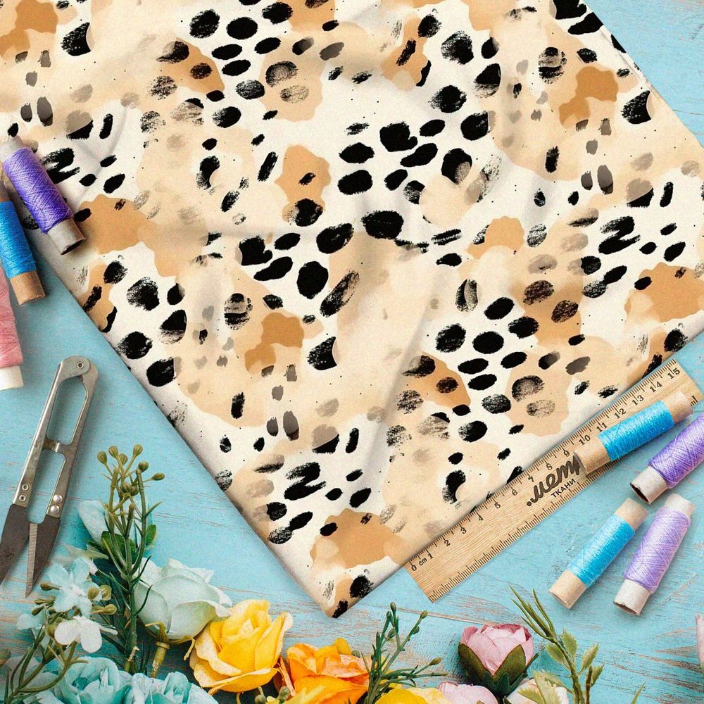 Ткань премиум таффета черные пятна на розовом