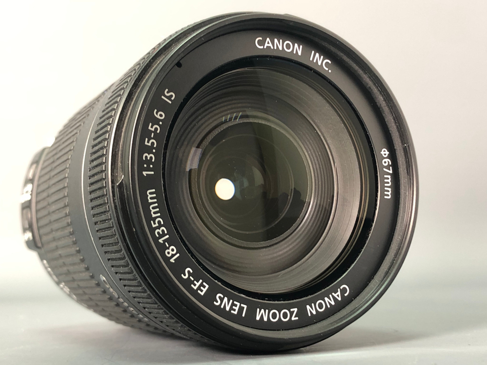 Canon 18-135 3.5-5.6 is Canon EF-S