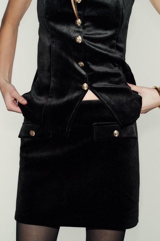 ZARA КОРОТКАЯ БАРХАТНАЯ ЮБКА, ЧЕРНЫЙ