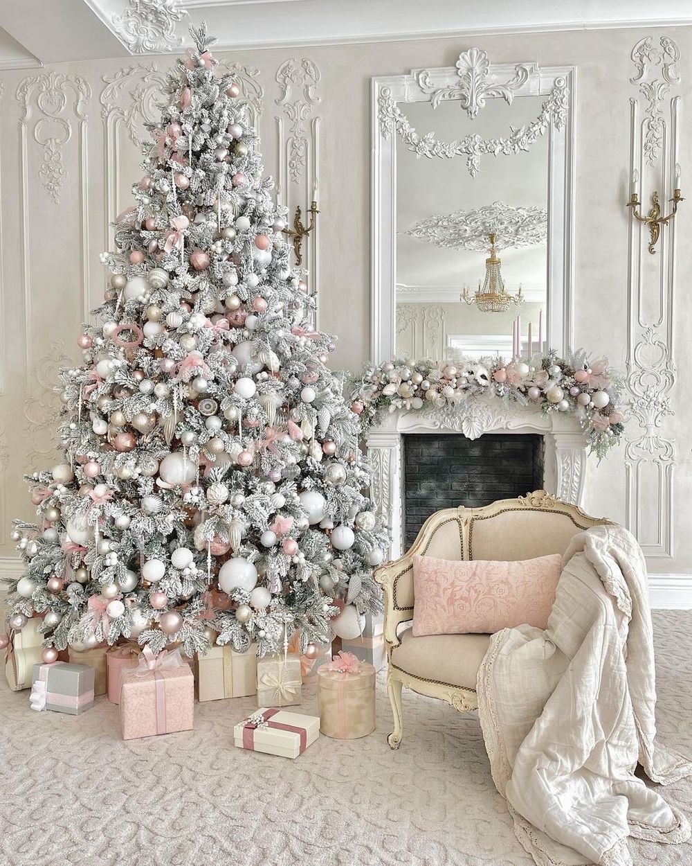 Заснеженная елка «Камчатская» (Литая+пвх) 5 м