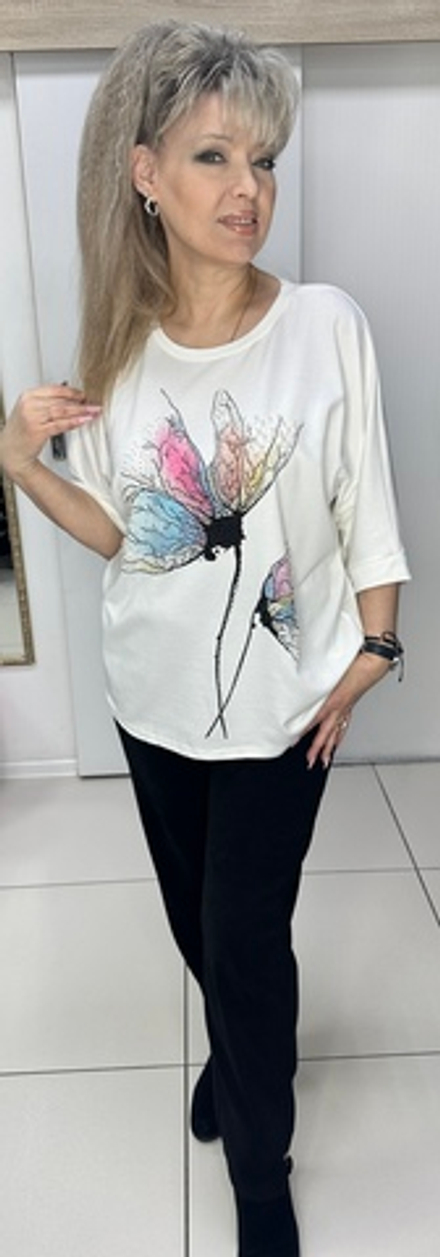 Белый блузон с цветным и стразовым принтом