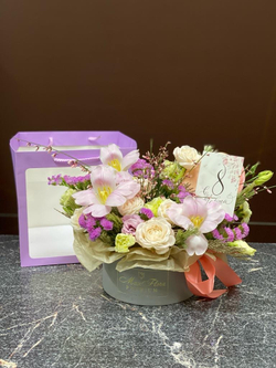 Букет 8 Марта М-42