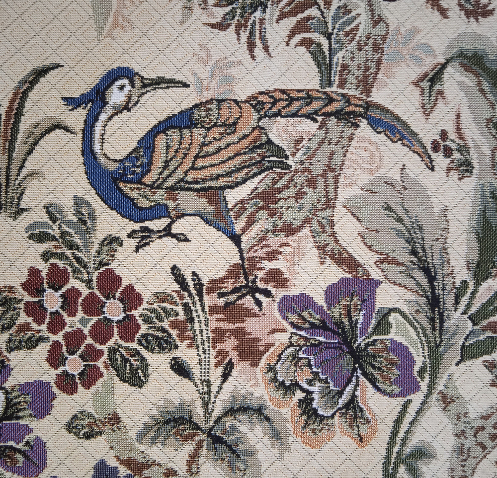 Декоративная гобеленовая наволочка для интерьерной подушки Птица дивная 68х47