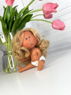 Кукла Nines виниловая 23см Little Mia Latina без одежды (3199WL3)