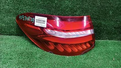 Фонарь левый внешний Mercedes GLC X253 (2015-2019)