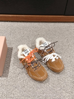 Miu Miu x New Balance 530 Sneaker