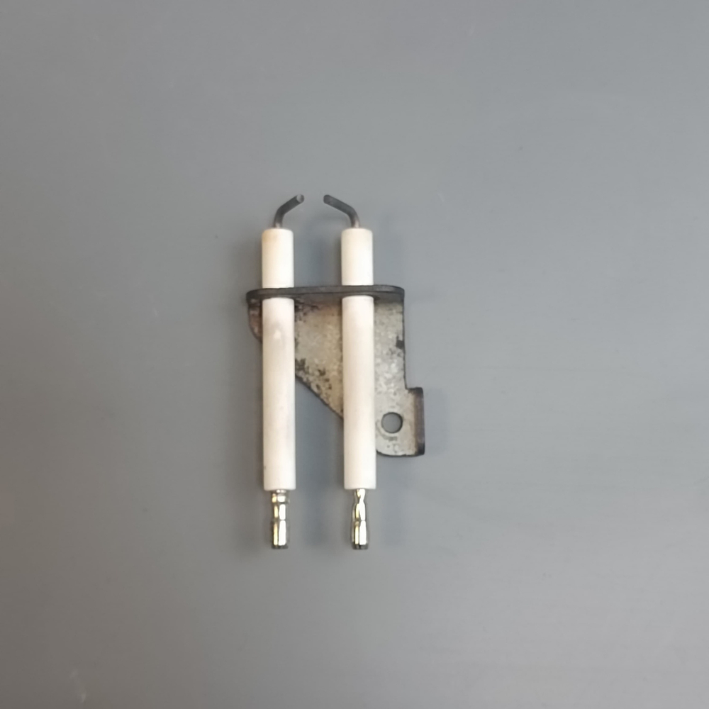 Б/У Электрод розжига для котлов BUDERUS U022-24, U042-44, U052-54, BOSCH 4000W арт. 19928643, 87199051490