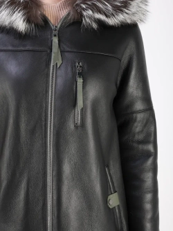 Дубленка зимняя натуральная с капюшоном