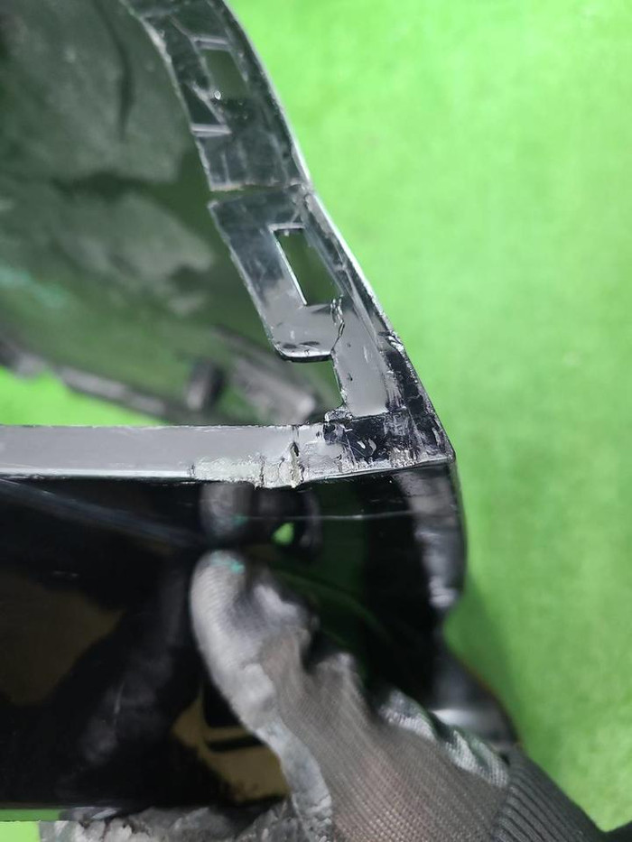 Бампер задний Zeekr 009 (2022-н.в.)