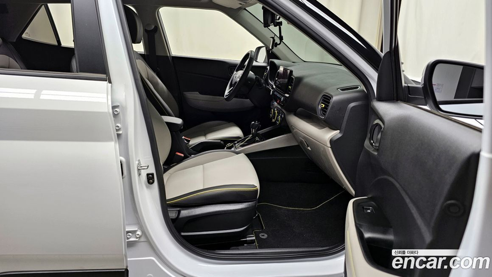 Hyundai Venue 1.6 Fluxe (11.2023)