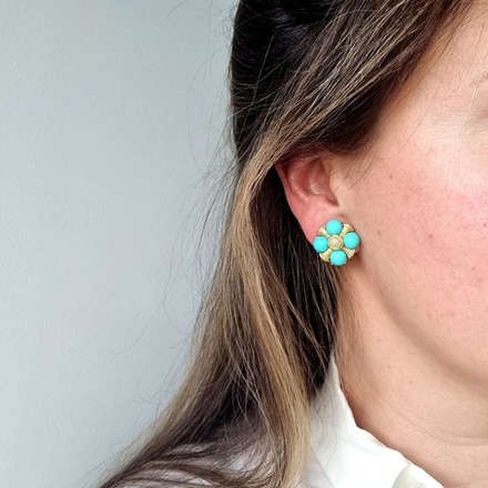 Клипсы с бирюзовый кабошонами