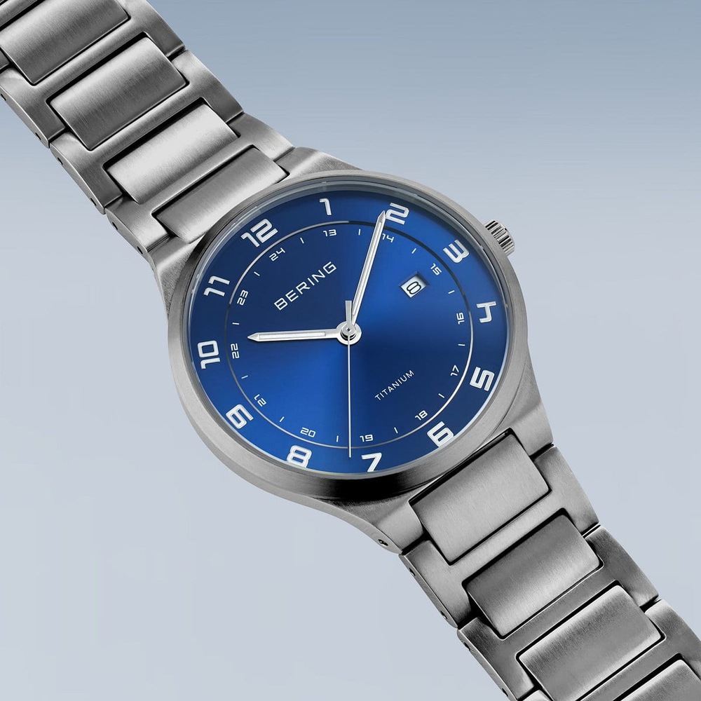 Мужские наручные часы Bering 15139-707