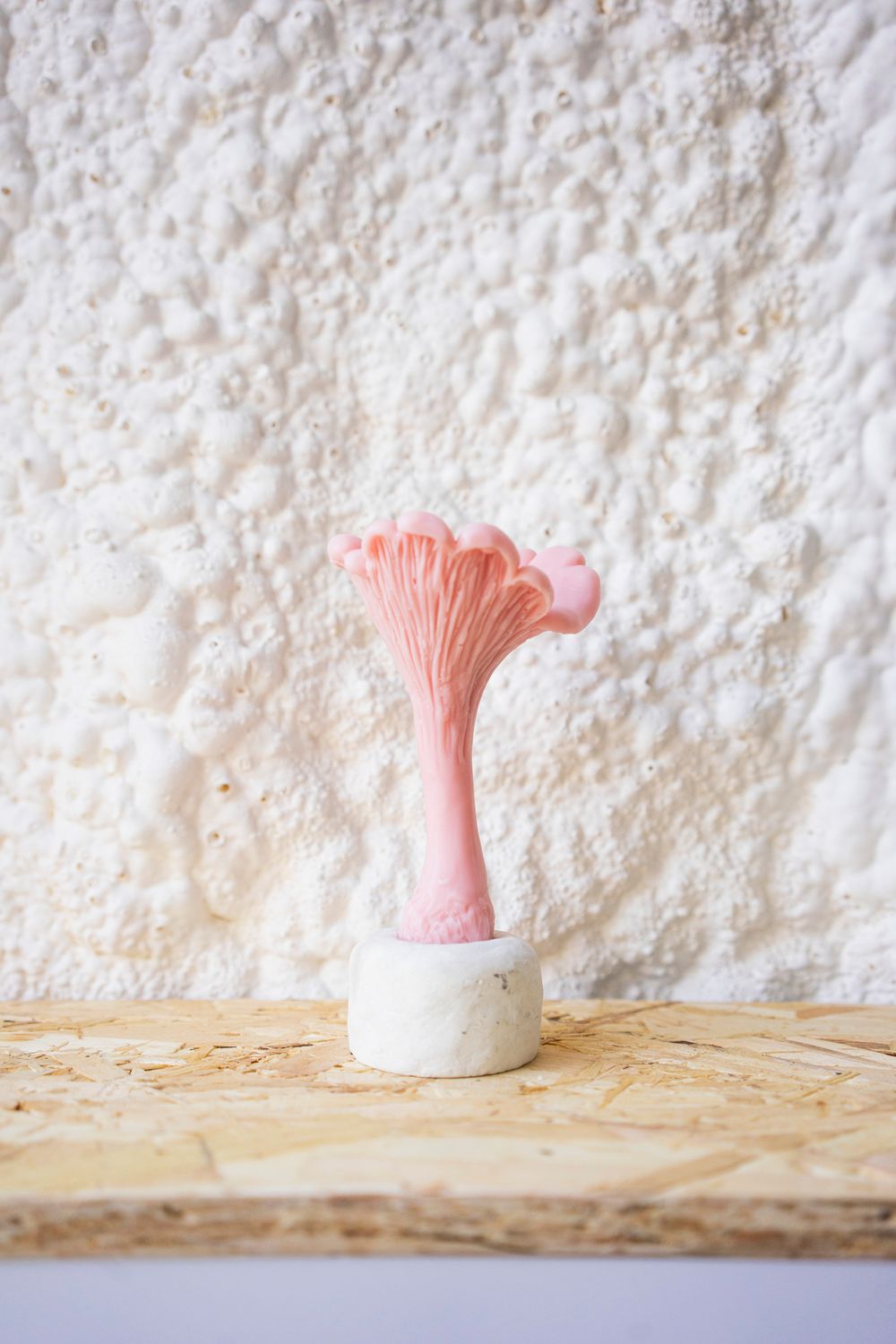 Купить Свеча Unification Love Гриб Лисичка розовая (Черная смородина) Свеча Unification Love Гриб Лисичка розовая (Черная смородина)