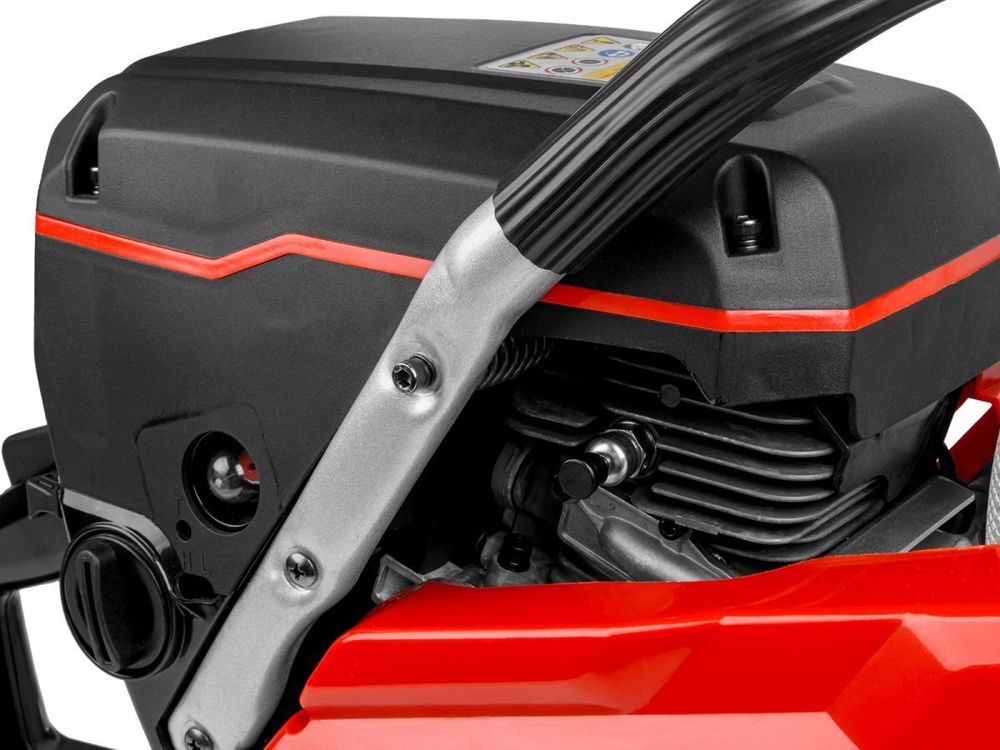 Бензорез HDC HD-D740