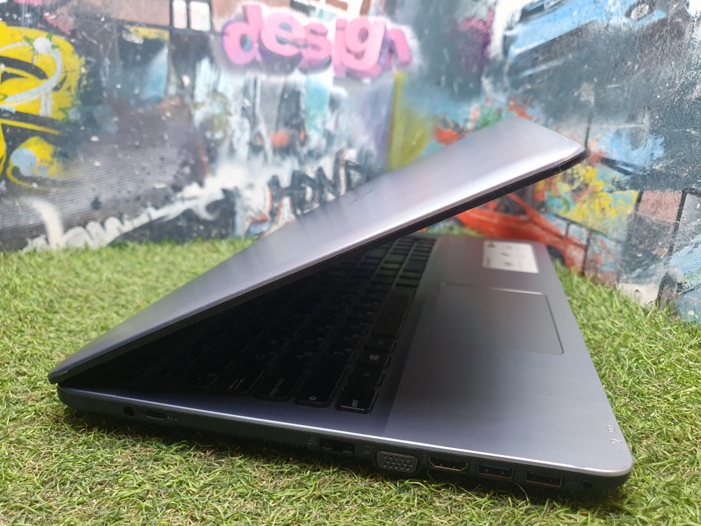 Ноутбук Asus Pentium/4Gb
