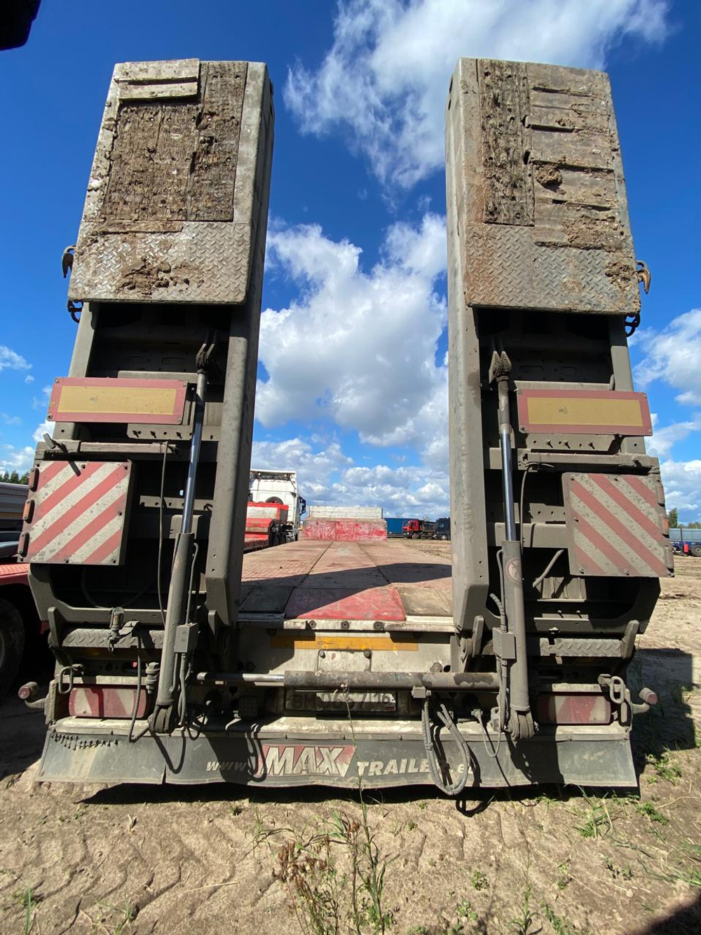 MAX TRAILER MAX 100 Полуприцеп тяжеловоз 5-6 осей MAX100-N-5A-9.30-U (5 осей) (Раздвижной)