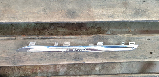 Молдинг решетки левый Mercedes ML GLE (W166) 15-19 Б/У Оригинал A1668881585