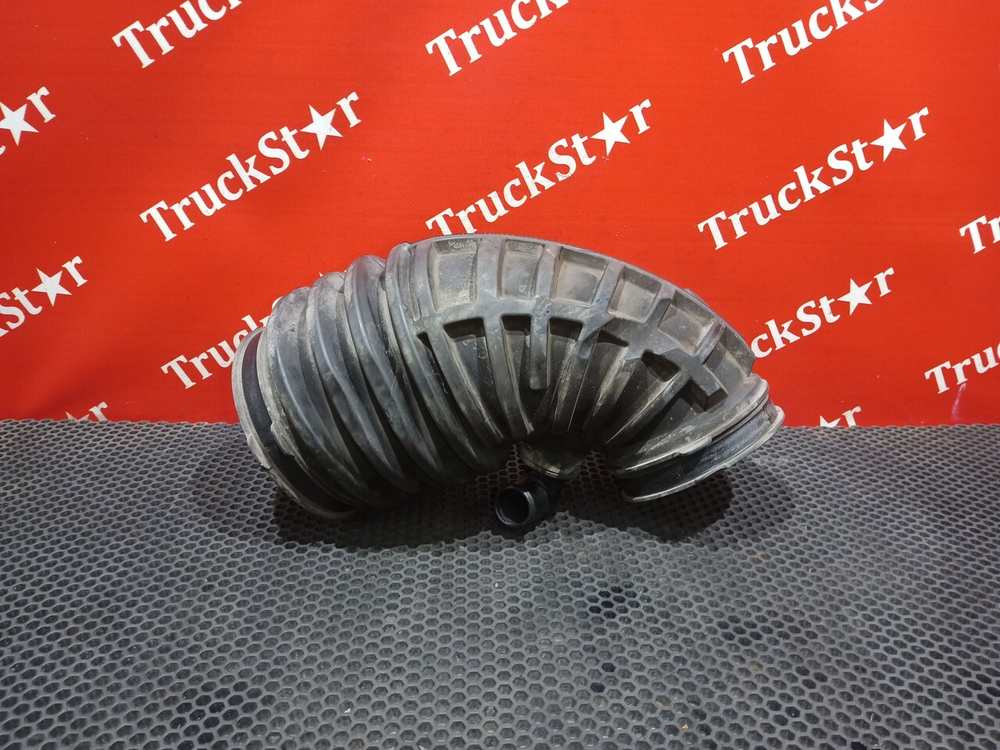 Патрубок воздушного фильтра 2021г