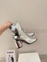 Серебристые кожаные ботильоны Tabi Maison Margiela