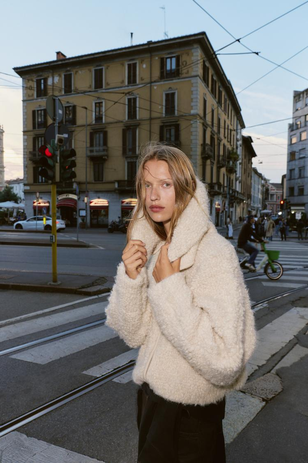 ZARА КАРДИГАН ИЗ БУКЛЕ, ЭКРЮ