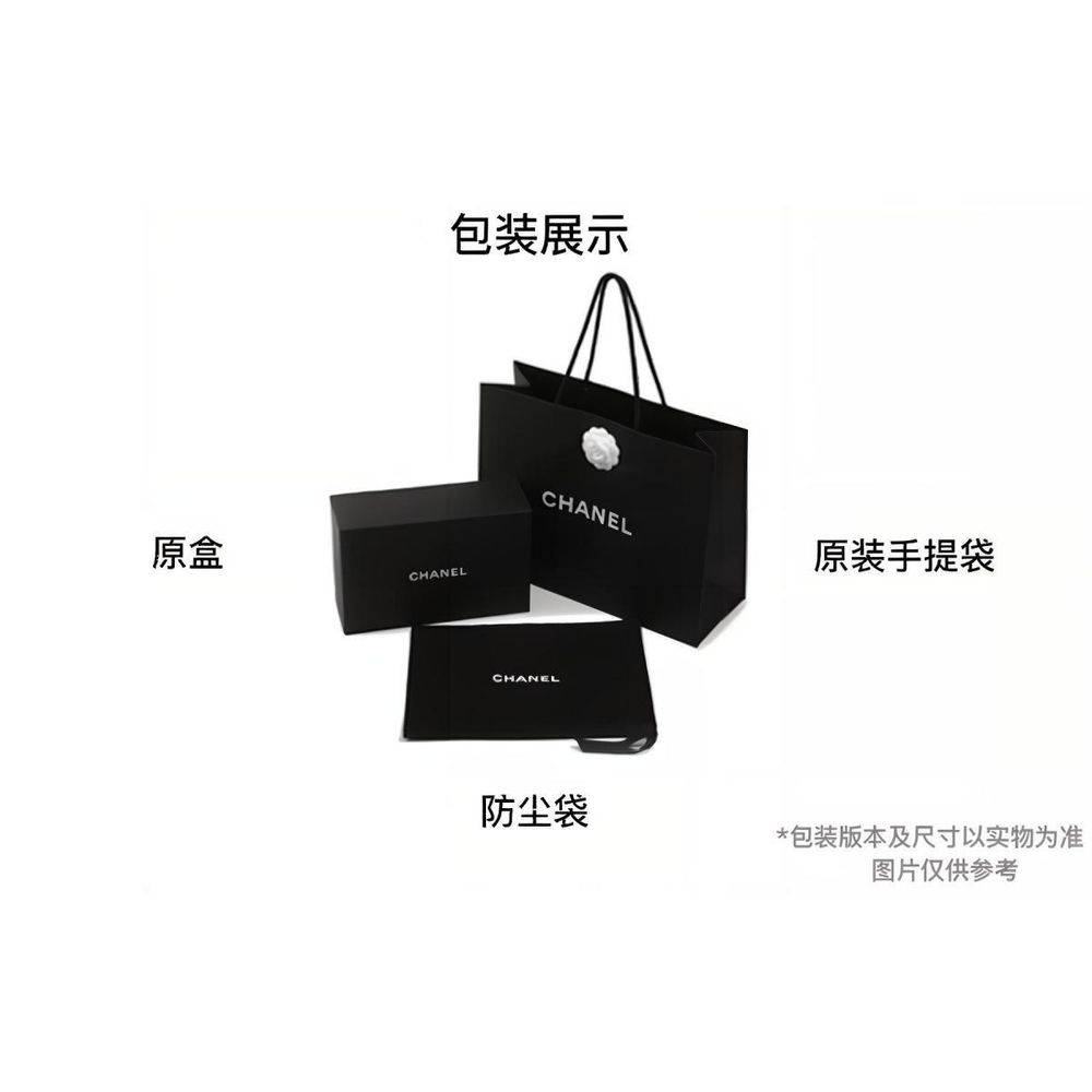 Картхолдеры и кошельки CHANEL 24P Logo, AP3831-B15620-94305