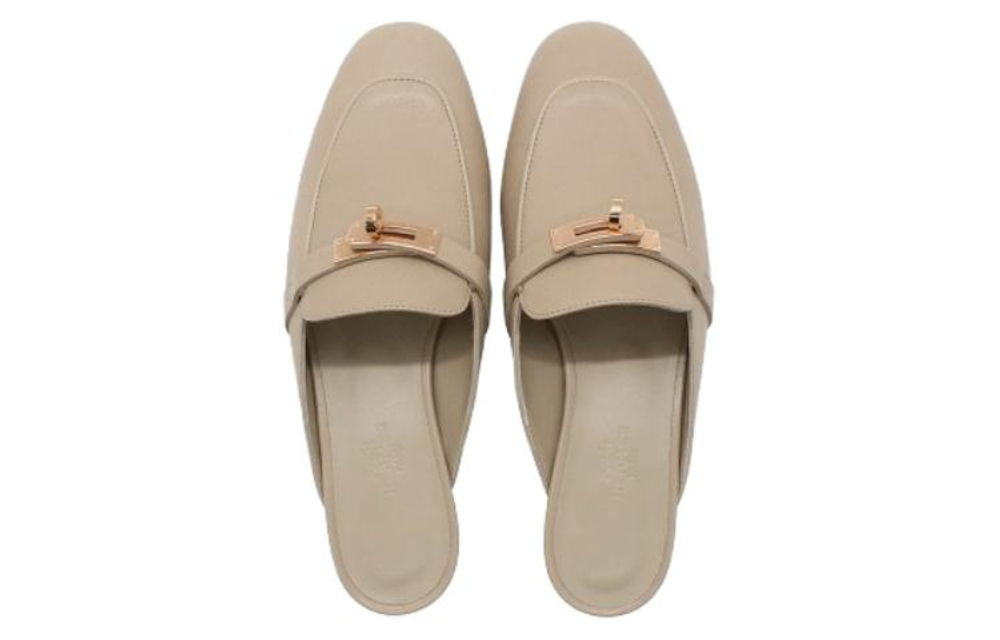 HERMES Oz Closed Toe Slippers Women"s Milk Tea Gray