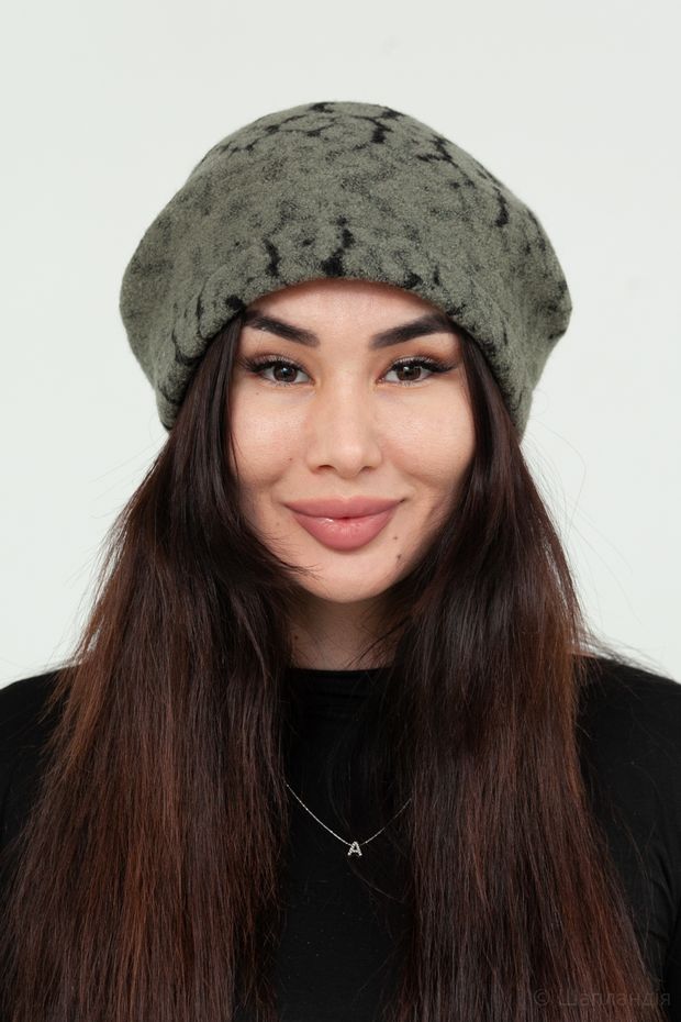 Комова №23303 (Оливка/черный / 57-58 / 30х30х6 / б/р / Оливковый / Шерсть / 0.3)