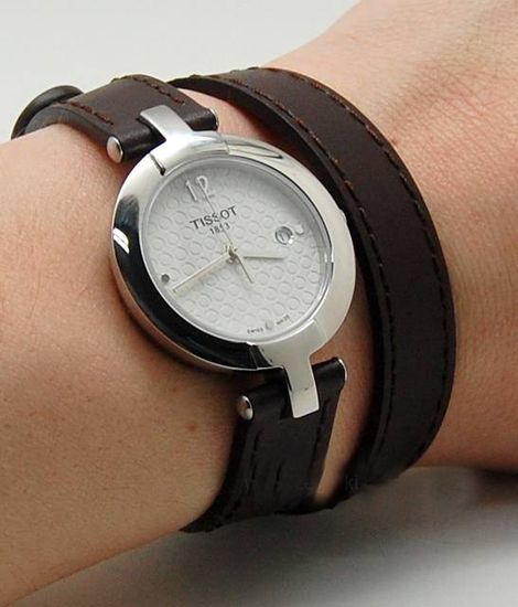 Женские часы Tissot T084.210.16.017.03 Pinky