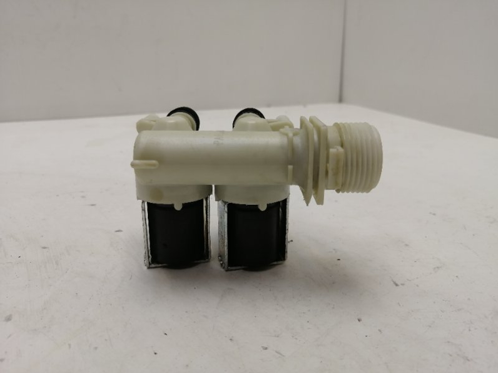 IWSE6125 кт120 Клапан подачи воды для стиральной машины Indesit IWSE6125 б/у