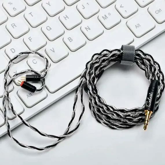 Celest Aura 2-pin 3.5mm Black