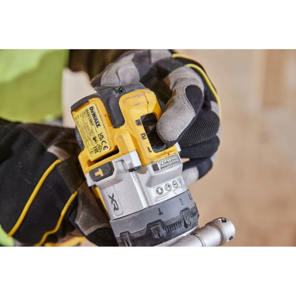 Дрель-шуруповерт DeWalt DCD1007WW1T-QW