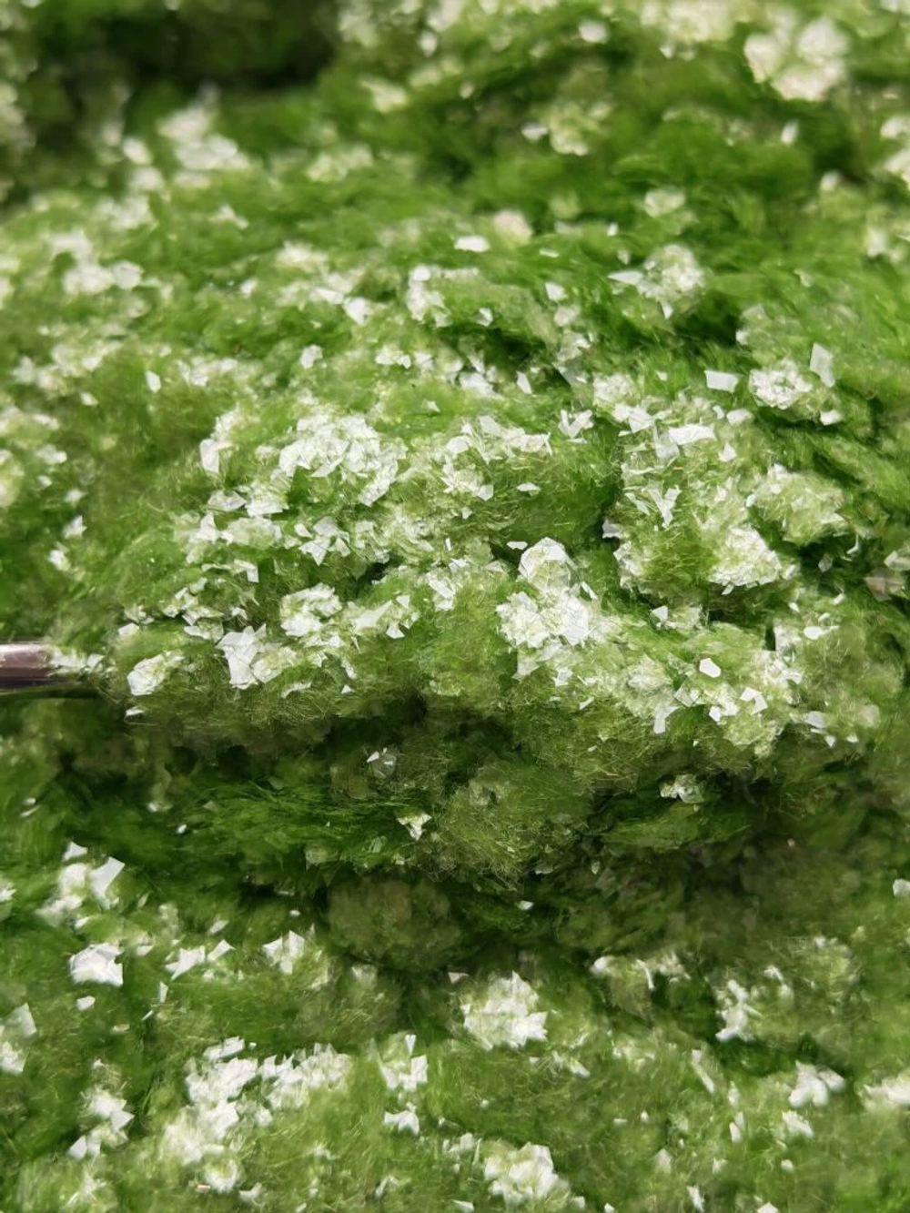 Хлопья - слюда 88306 Нежная мята прозрачный глянец - для литья изделий и творчества