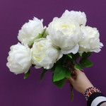 Букет искусственных белых пионов