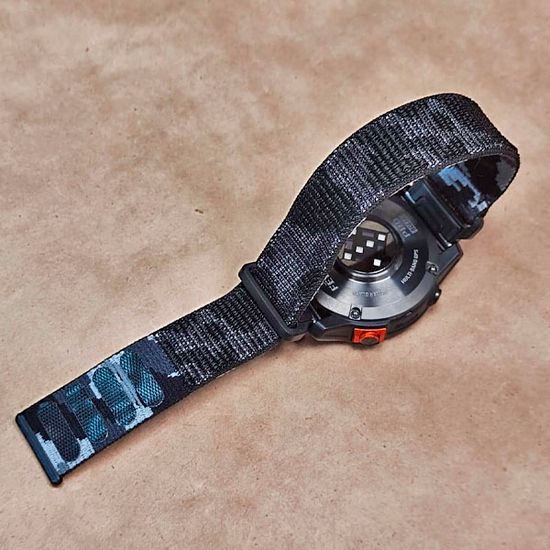 Ремешок TacFit 22 мм. для Garmin Fenix 7 / 6 / 5, Epix 2, Instinct / Instinct 2, Forerunner 9х5, Marq / Marq 2 нейлоновый быстросъемный Велкро (Камуфляж серый)