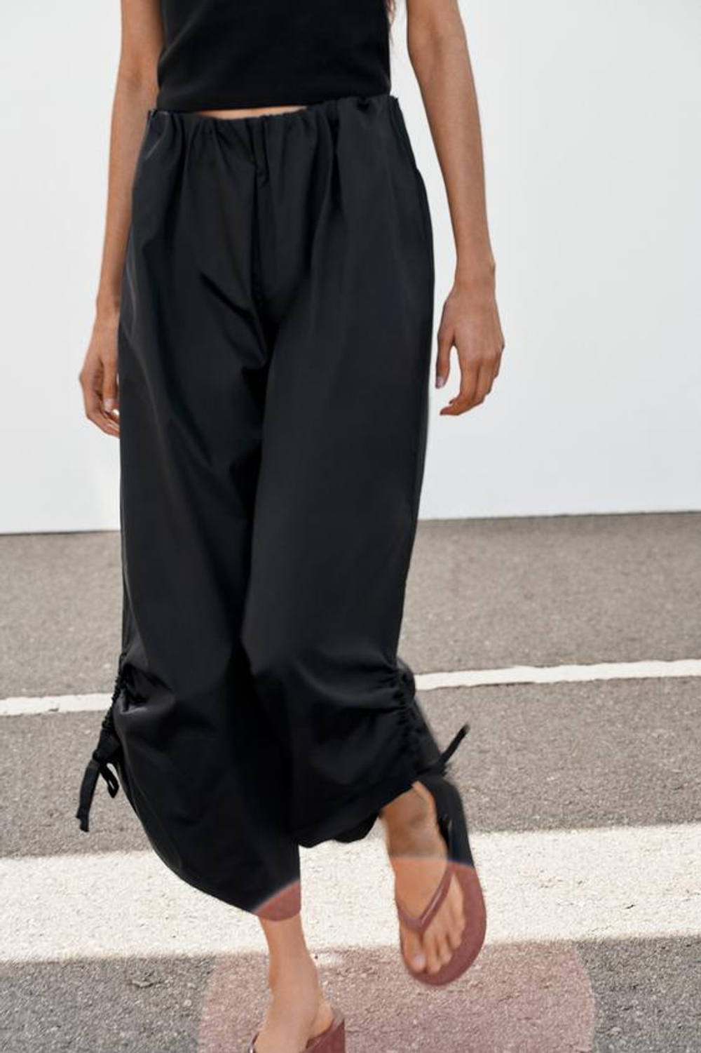 ZARA БРЮКИ КЮЛОТЫ С РЕГУЛИРУЕМЫМ НИЗОМ, ЧЕРНЫЙ