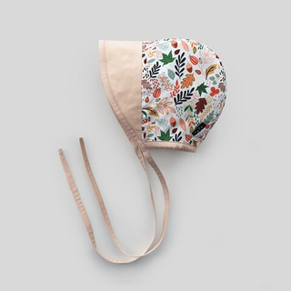 Чепец с козырьком