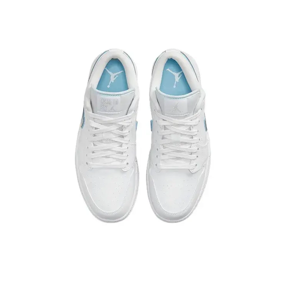 Женские кроссовки Air Jordan 1 Low SE 'Dare To Fly' FB1874-101