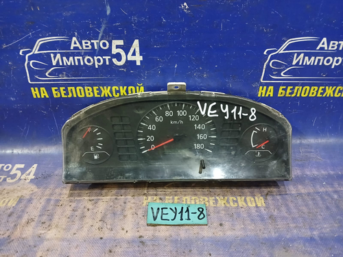 Щиток приборов NISSAN AD 2001