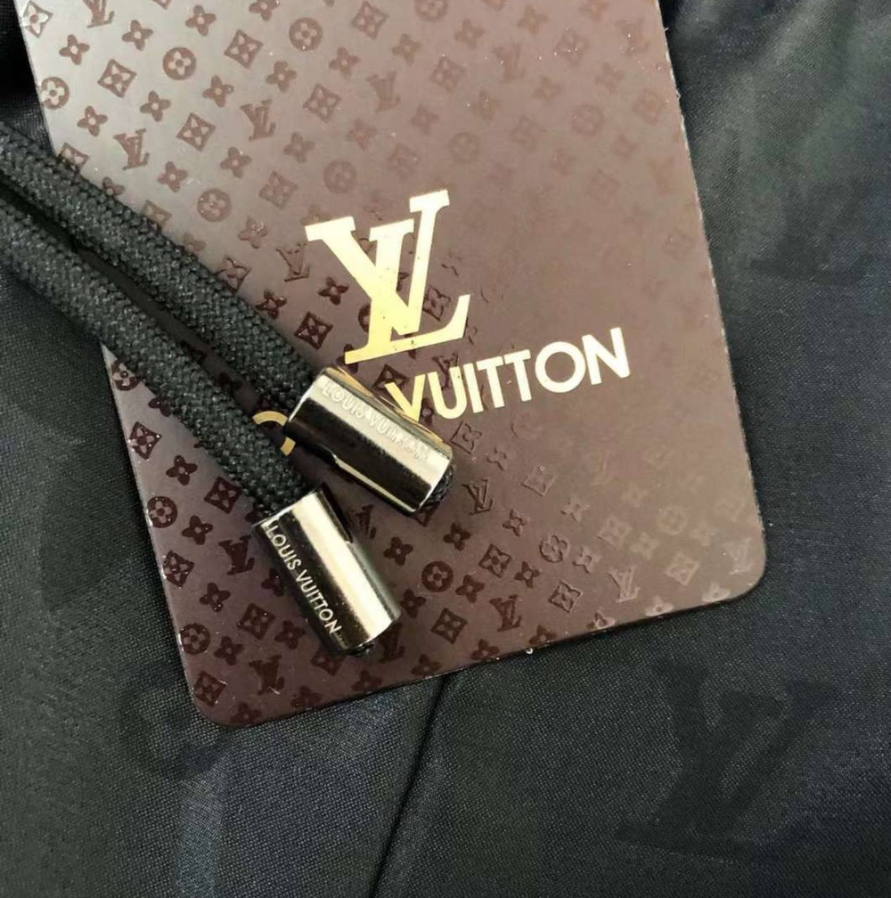 Шорты Louis Vuitton