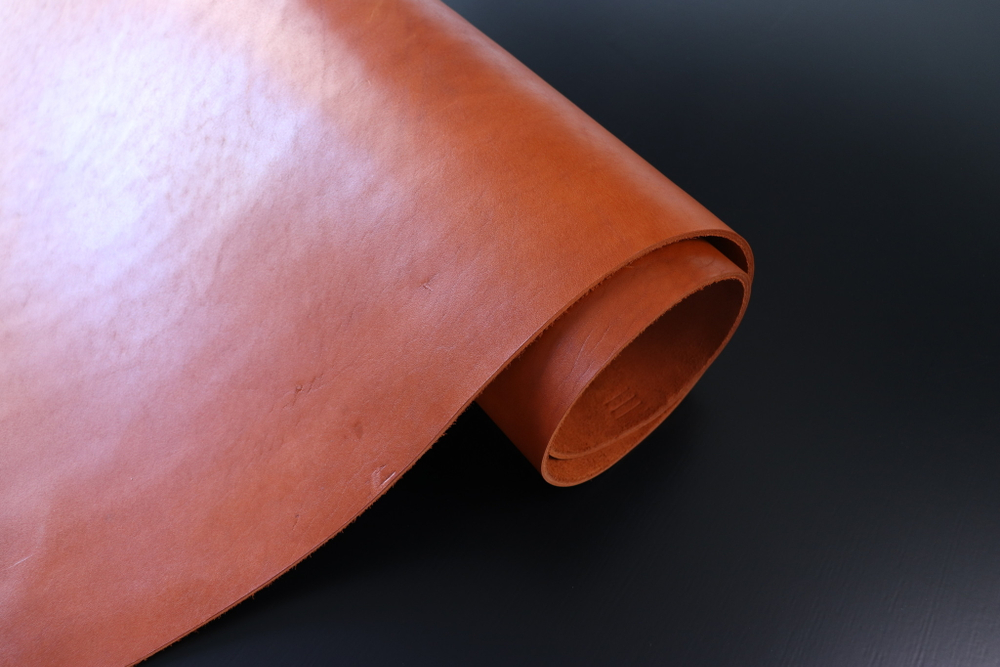 3,6-4,0 Чепрак рыжий с восковым покрытием