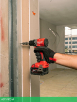 Дрель-шуруповерт Milwaukee M18 BLPDRC-402C (4933492824)