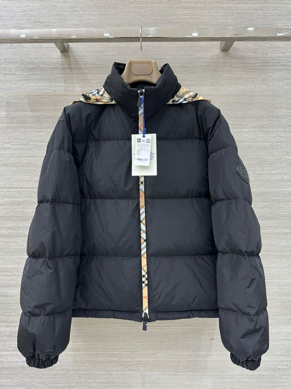Пуховик Burberry