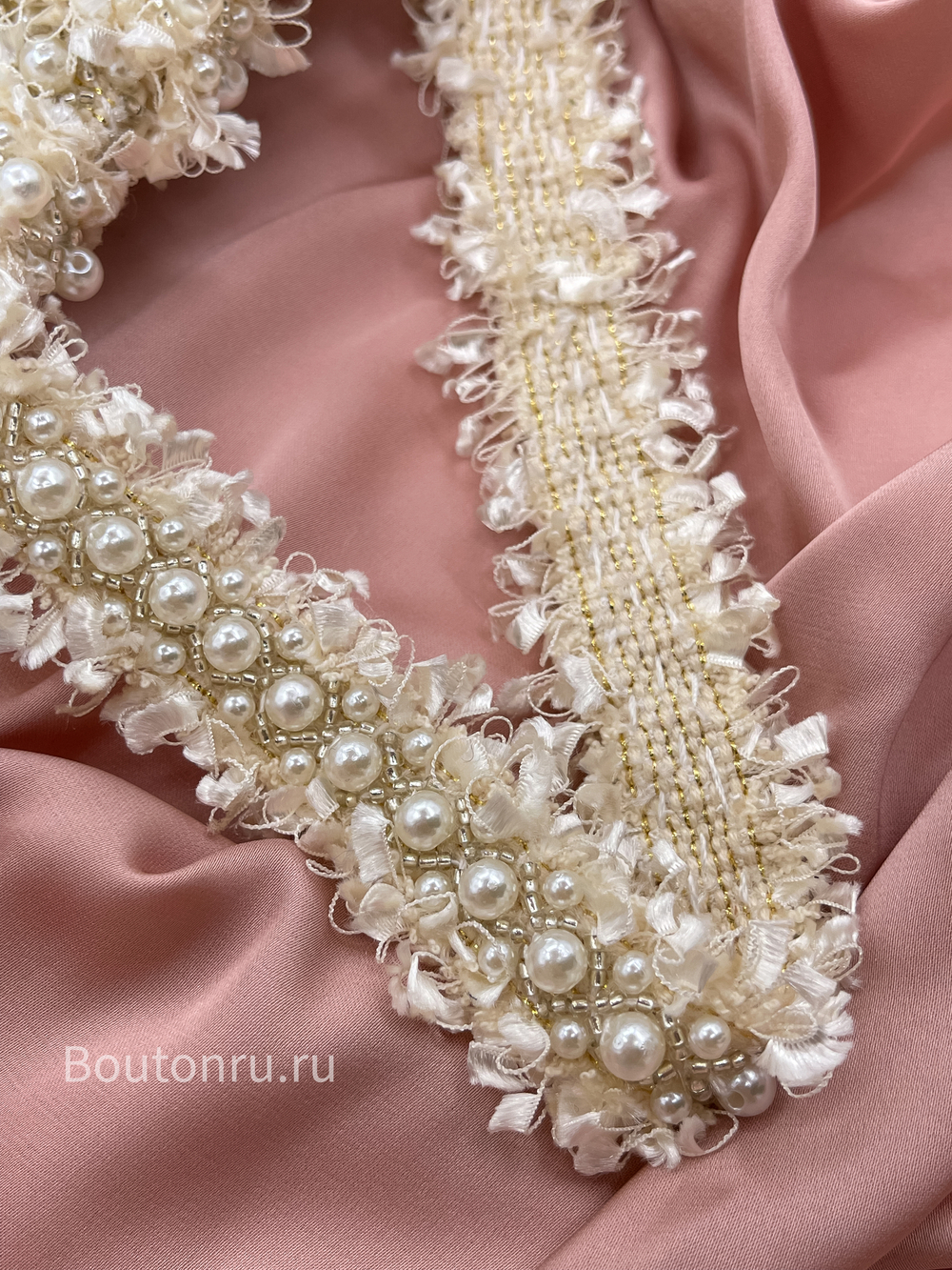 Тесьма твидовая белая с жемчугом и бисером