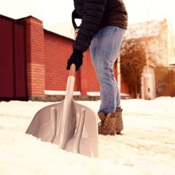 Лопата Tramontina 77540425 серая пластиковая для снега рукоятка 79 см эвкалипт | Tramontina