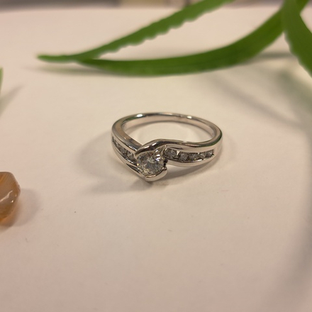 Бриллиант 0.42 кт.