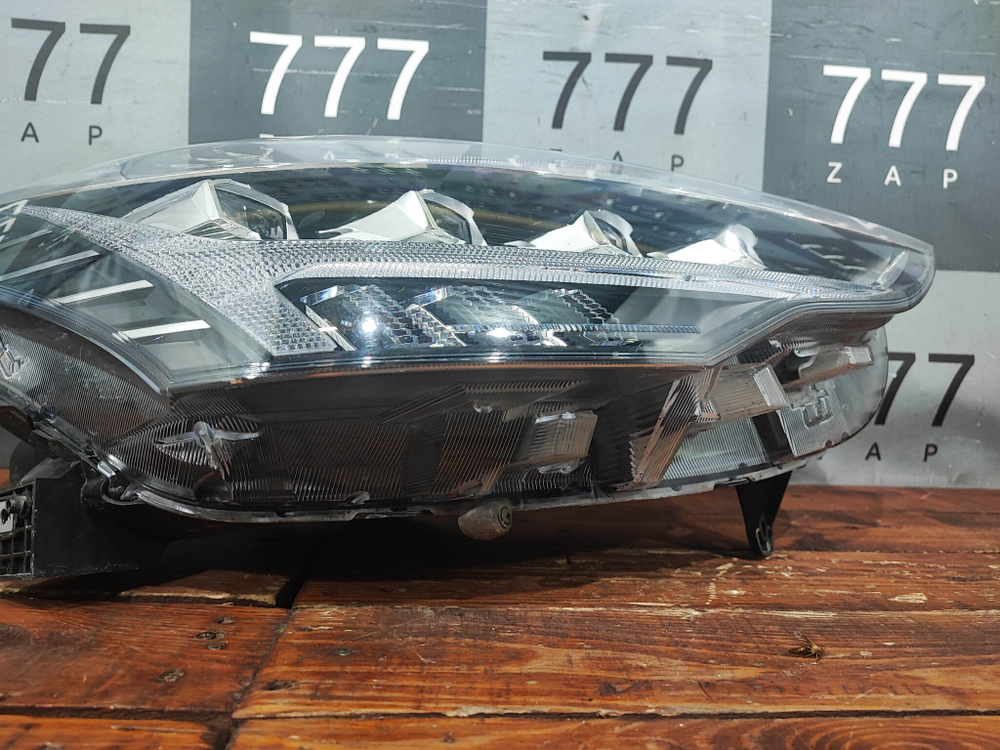 Фара правая LED Haval Jolion 21-нв Б/У Оригинал 4121105XST01A