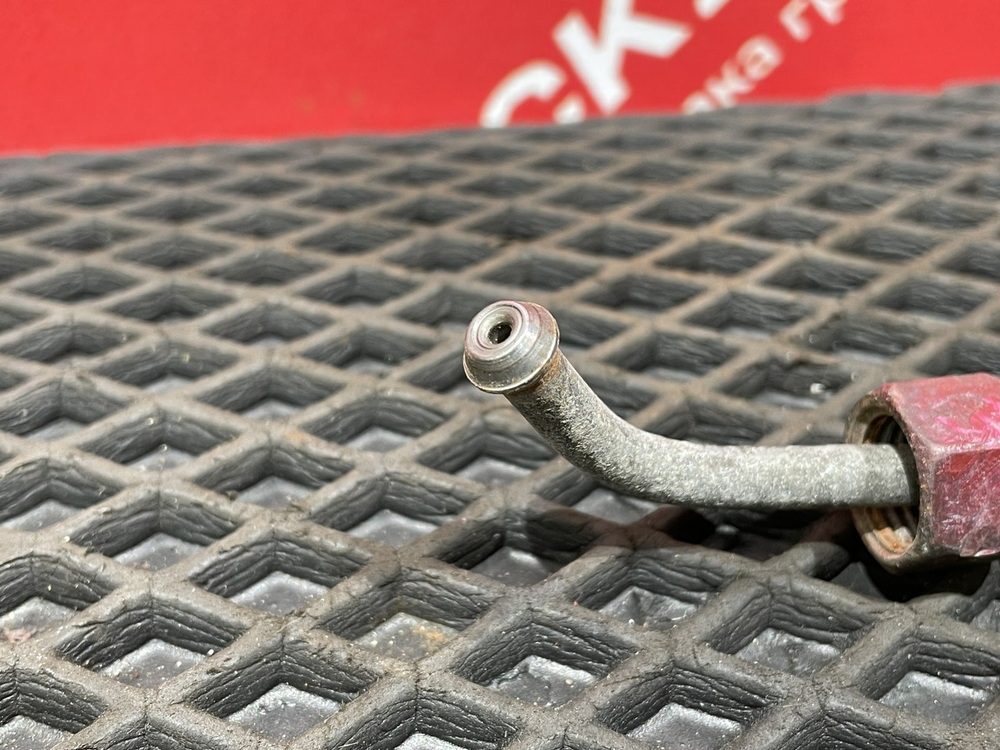 Трубка топливная