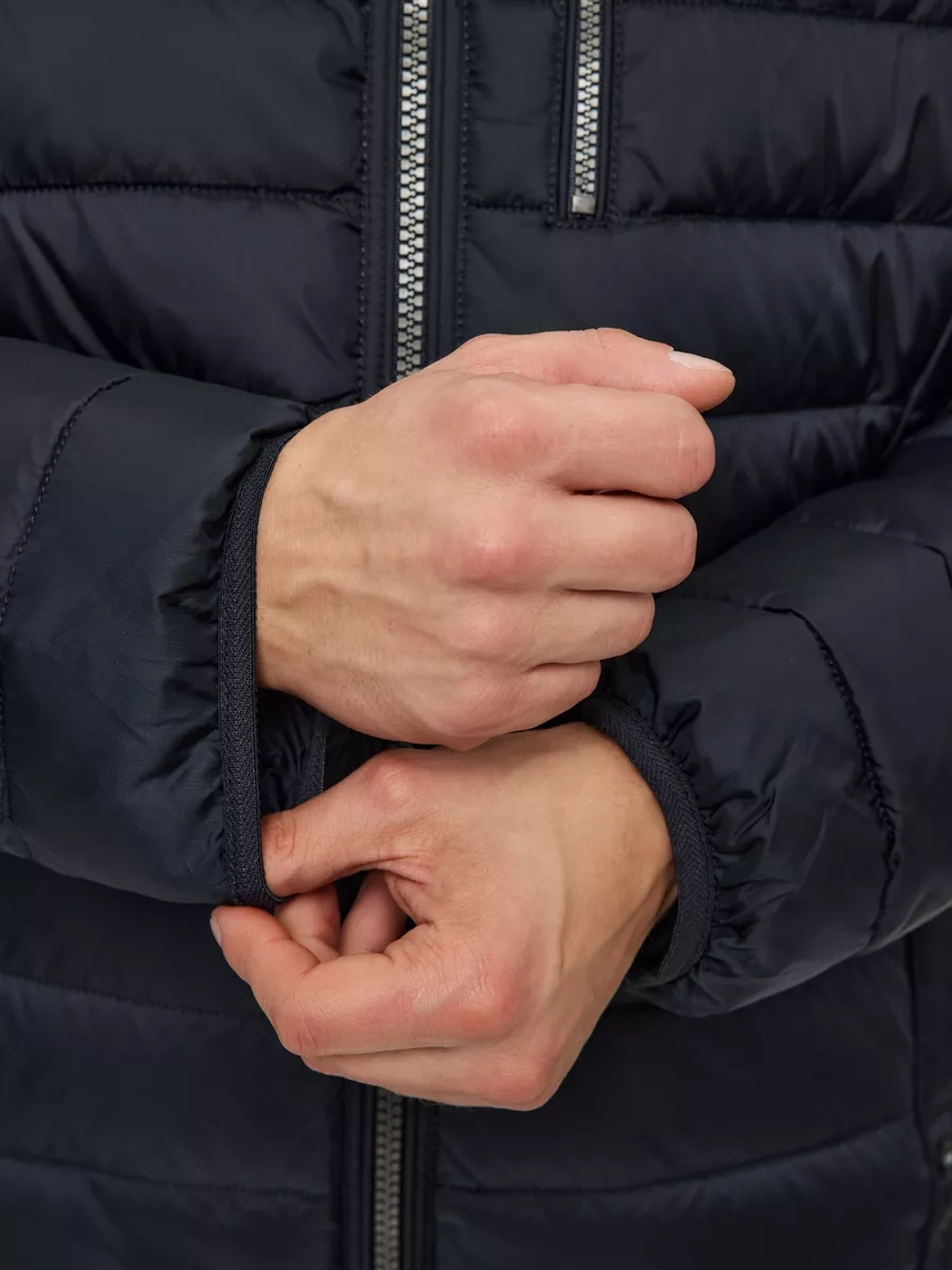 Куртка зимняя короткая
