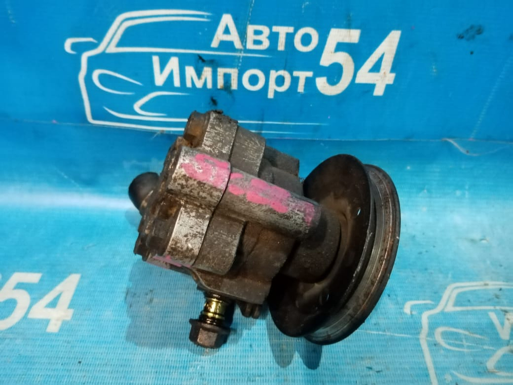 Насос ГУР NISSAN VANETTE 2001