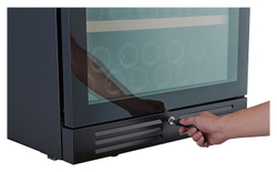 Винный шкаф Cellar Private CP154-3TB